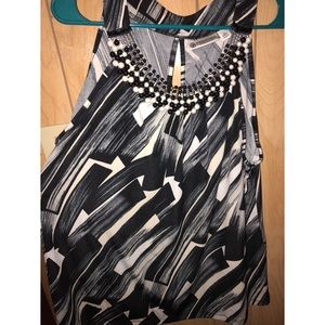 Versona- XL- B&W Tank Top with Beads